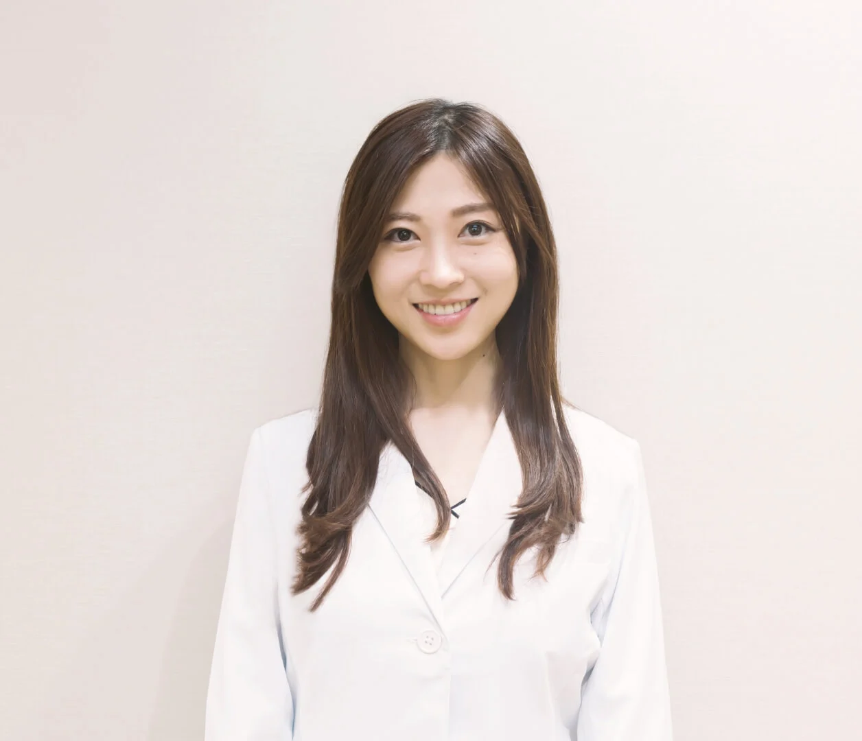 三輪 綾子